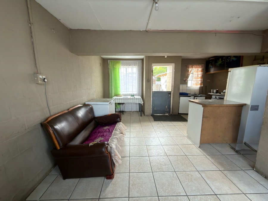 5 Bedroom Property for Sale in Belhar Western Cape